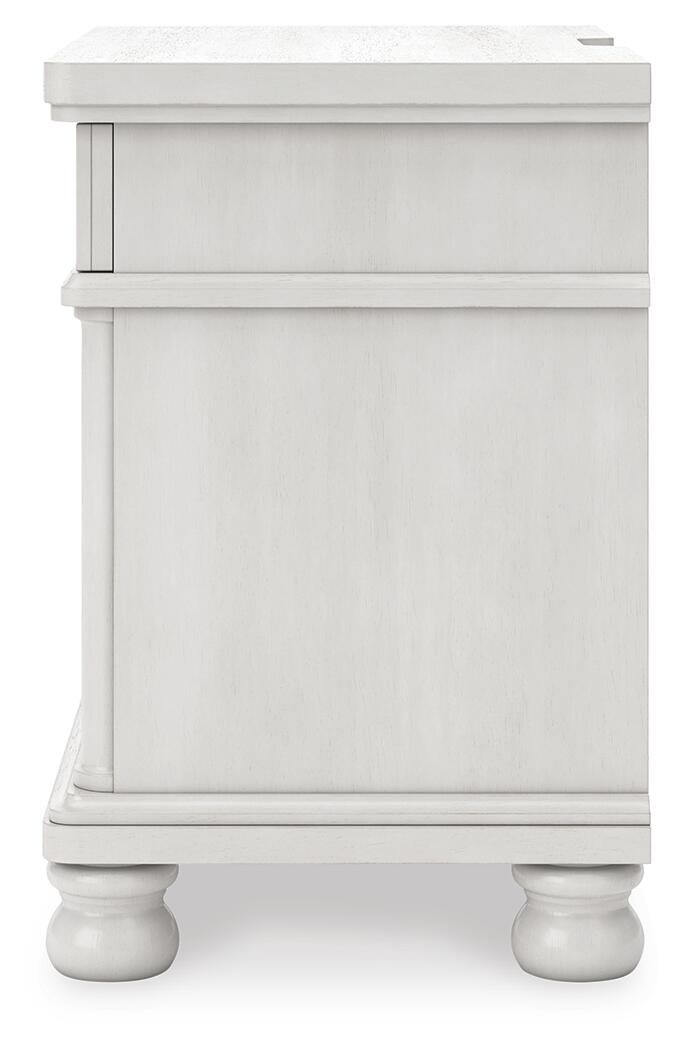 Rowlenstown King Poster Bed, Dresser, Mirror and Nightstand